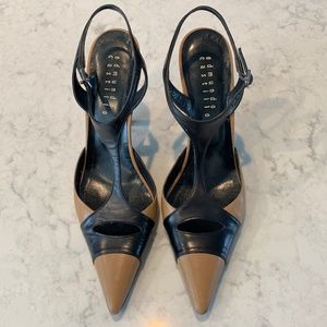 Women's size 8 Edmundo Castillo nude/black sling back shoes.